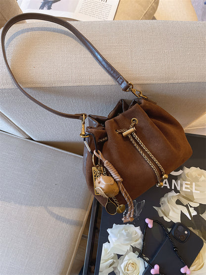 Bucket Bag for Women 2024 - Vintage High-End Fall/Winter Fashion Shoulder & Crossbody Commuter Bag