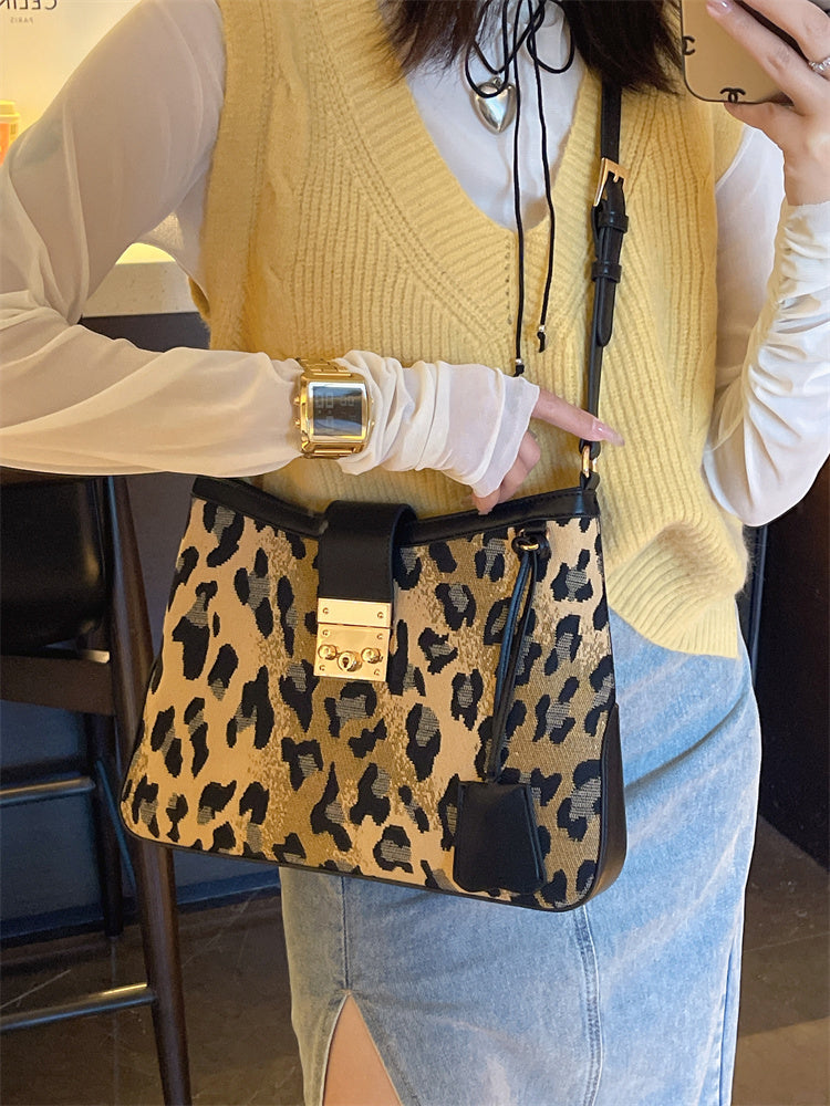 Vintage Leopard Print Large Capacity Tote Bag - 2024 New Women's Unique Design Crossbody and Commuter Bag